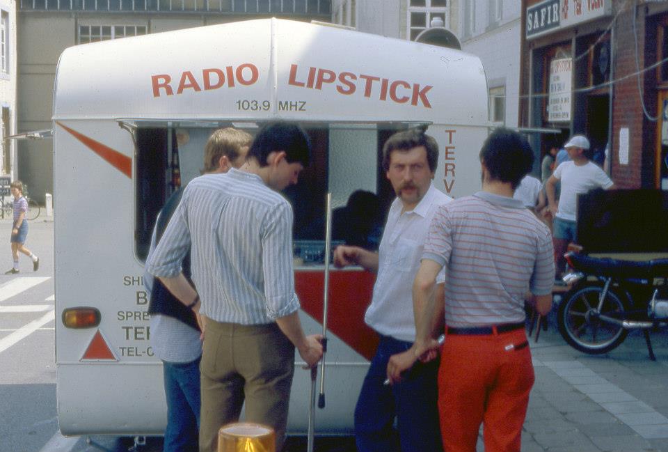 Radio Lipstick