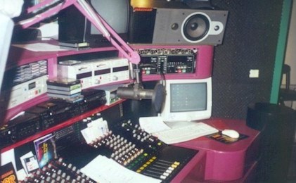 RGR FM - cockpit 2